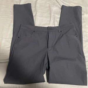 Men’s slim fit Dark Grey 32x34 VRST pants